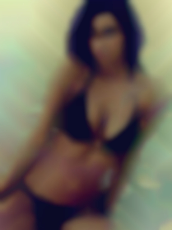 Lookin women for fun w a down girl or couple.