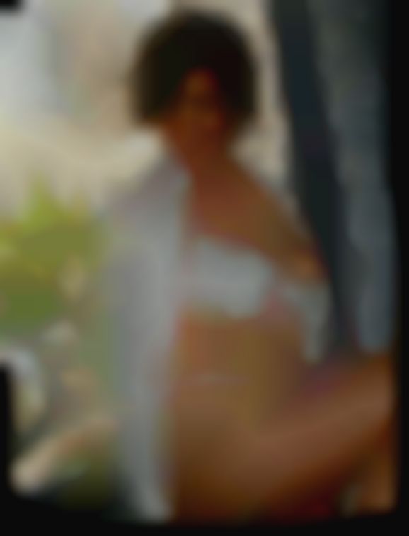 Will send any requested sexual photos.